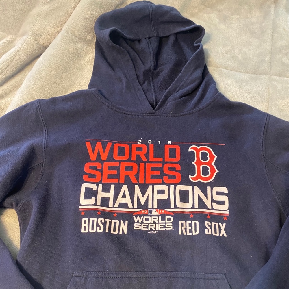 Kids red sox world series hoodie! brand: stitches